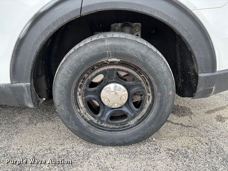 image for item FC5926 2020 Ford Explorer Police SUV