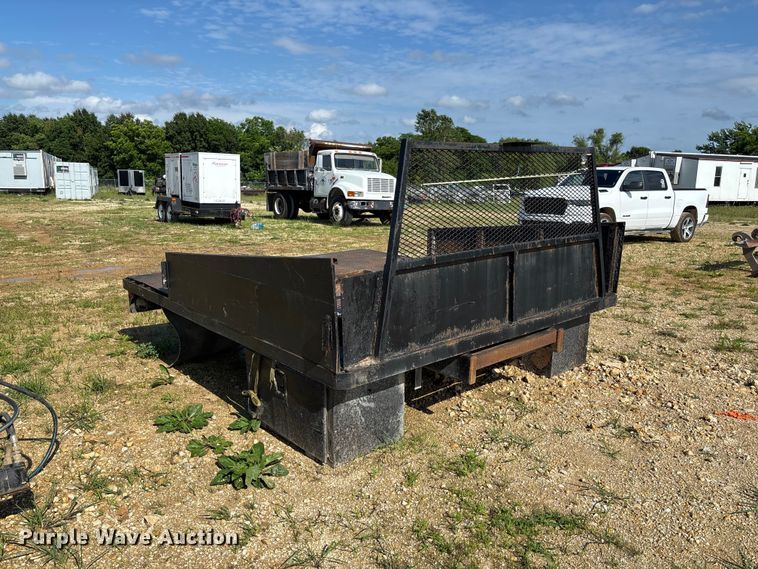 image for item FC5949 Flatbed pickup truck bed