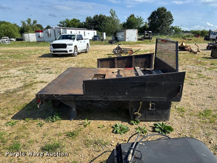 image for item FC5949 Flatbed pickup truck bed