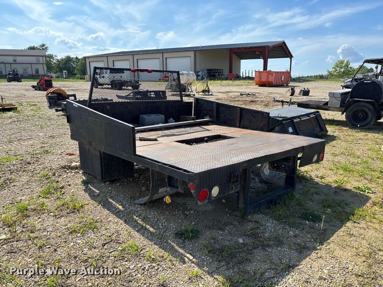 image for item FC5949 Flatbed pickup truck bed
