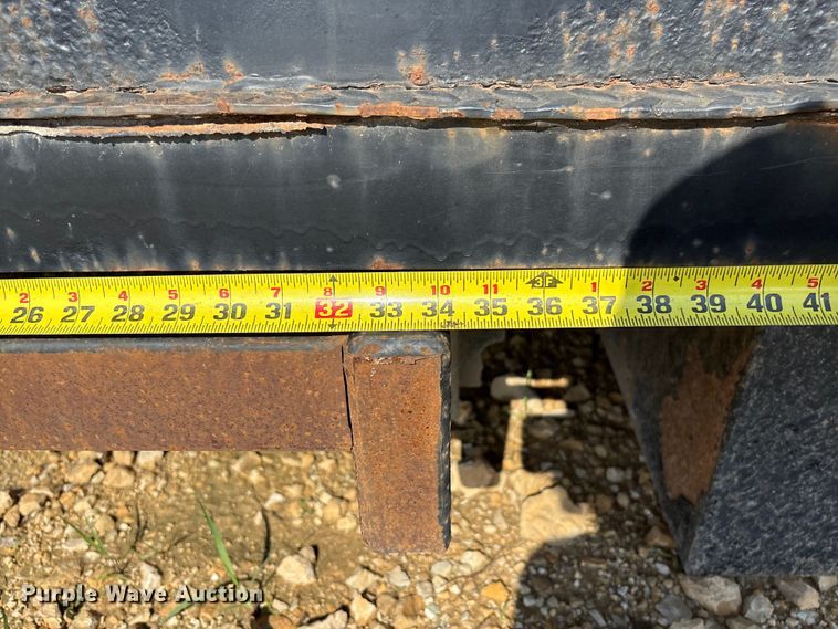 image for item FC5949 Flatbed pickup truck bed