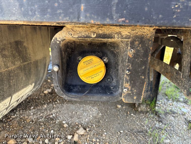 image for item FC5949 Flatbed pickup truck bed