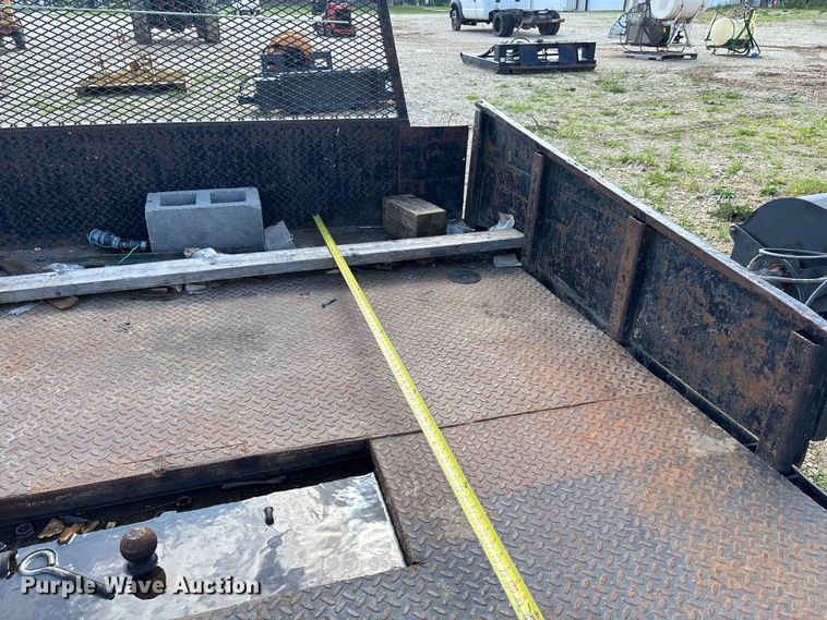 image for item FC5949 Flatbed pickup truck bed