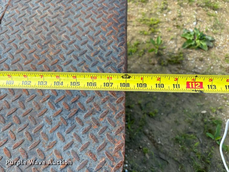 image for item FC5949 Flatbed pickup truck bed