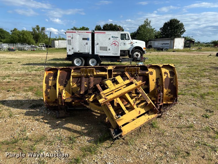 image for item FC5952 Flink 10.36.2.APW snow plow