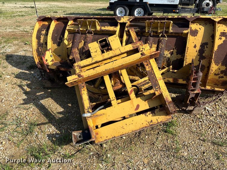 image for item FC5952 Flink 10.36.2.APW snow plow