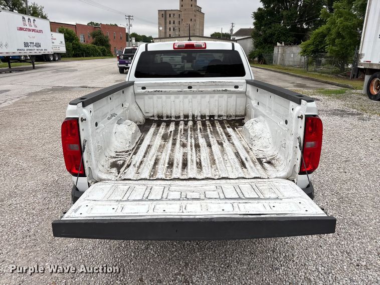 image for item FG0383 2015 Chevrolet Colorado Ext. Cab pickup truck