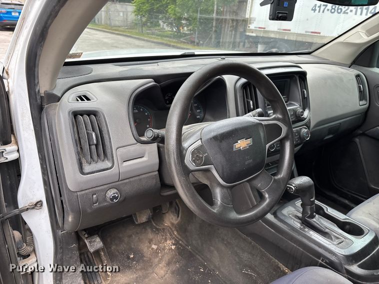 image for item FG0383 2015 Chevrolet Colorado Ext. Cab pickup truck