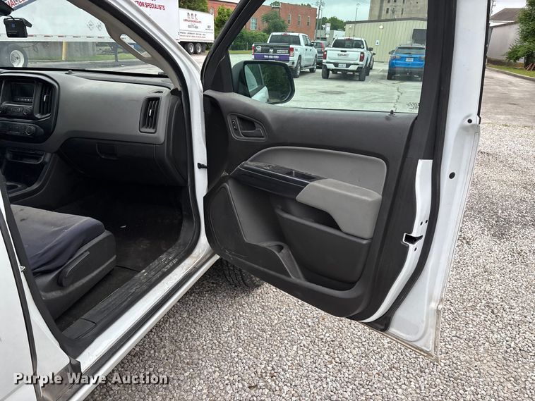 image for item FG0383 2015 Chevrolet Colorado Ext. Cab pickup truck