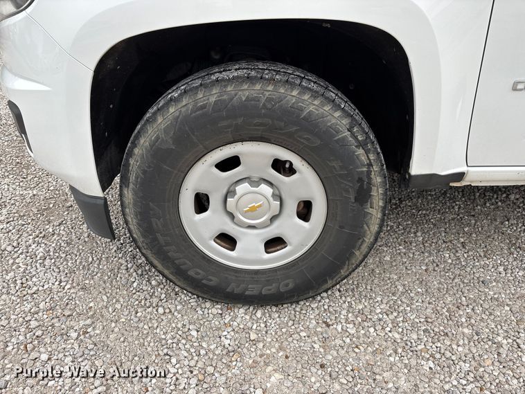image for item FG0383 2015 Chevrolet Colorado Ext. Cab pickup truck