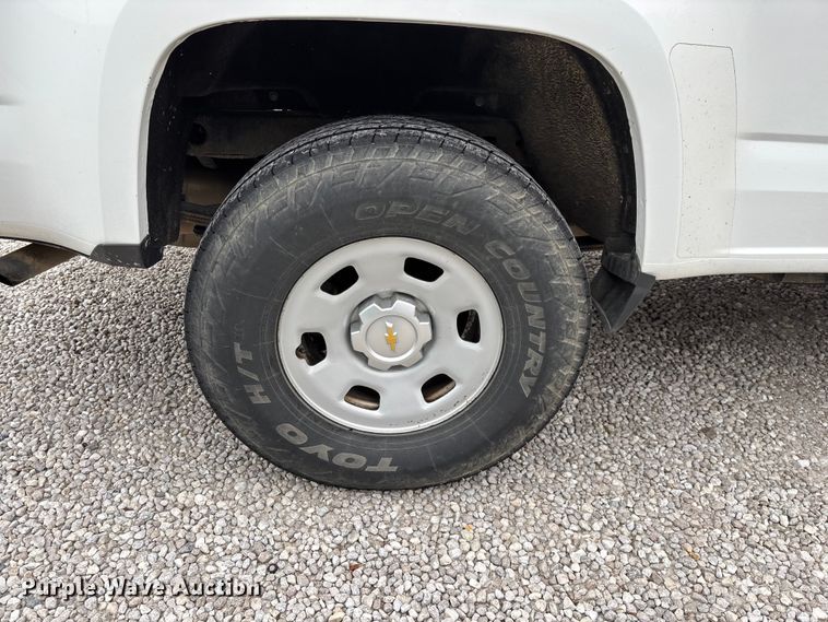 image for item FG0383 2015 Chevrolet Colorado Ext. Cab pickup truck