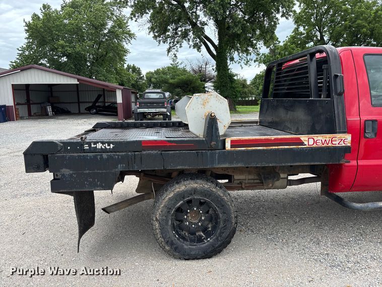 image for item FG0457 2008 Ford F250 Super Duty bale bed pickup truck
