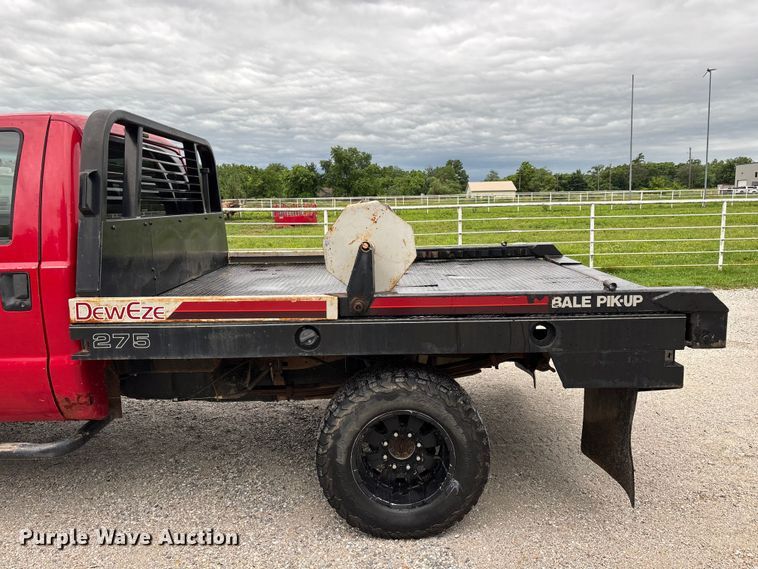 image for item FG0457 2008 Ford F250 Super Duty bale bed pickup truck