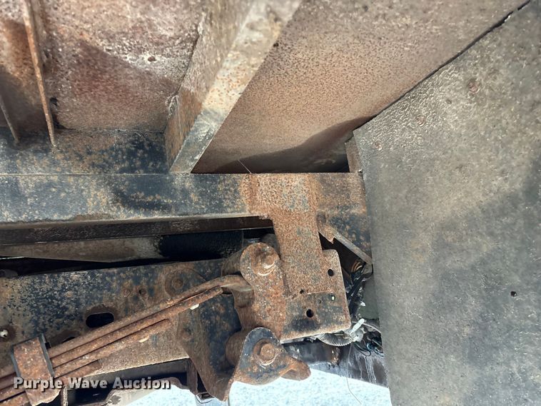 image for item FG0457 2008 Ford F250 Super Duty bale bed pickup truck