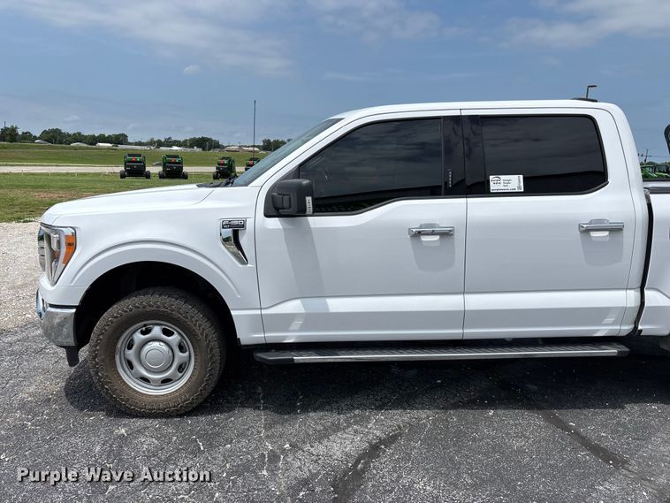 image for item FG0459 2021 Ford F150 Crew Cab pickup truck