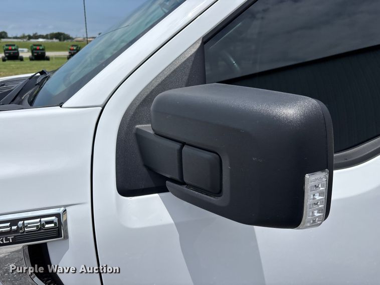 image for item FG0459 2021 Ford F150 Crew Cab pickup truck