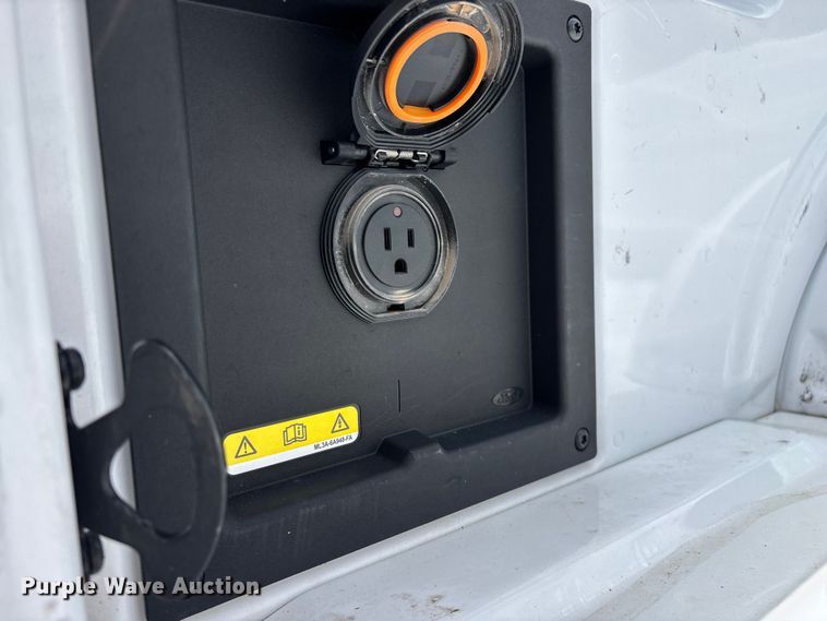 image for item FG0459 2021 Ford F150 Crew Cab pickup truck