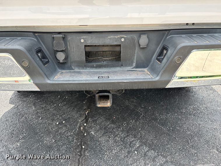 image for item FG0459 2021 Ford F150 Crew Cab pickup truck