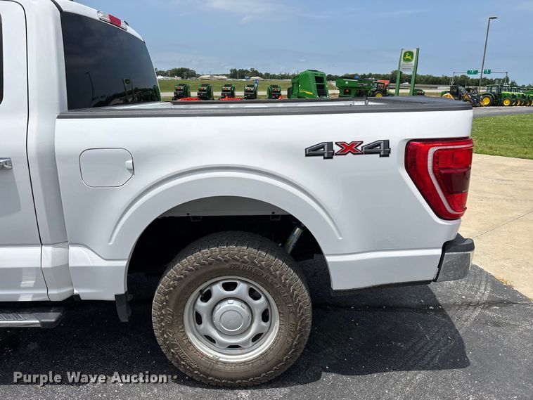 image for item FG0459 2021 Ford F150 Crew Cab pickup truck