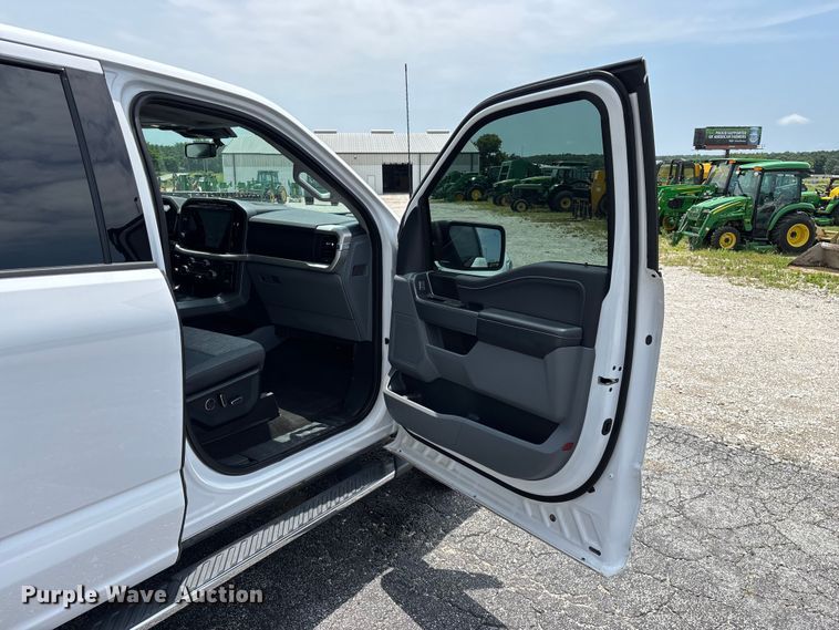image for item FG0459 2021 Ford F150 Crew Cab pickup truck
