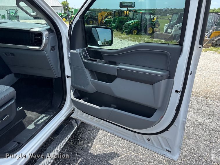 image for item FG0459 2021 Ford F150 Crew Cab pickup truck