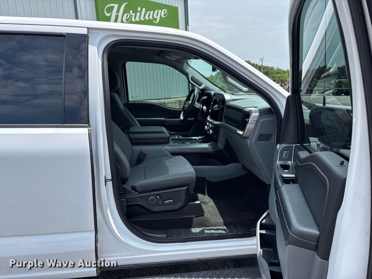 image for item FG0459 2021 Ford F150 Crew Cab pickup truck