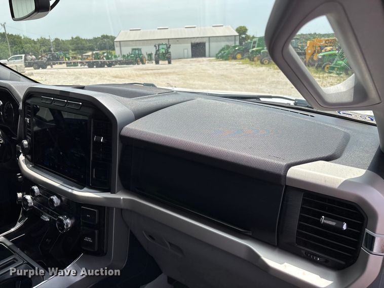 image for item FG0459 2021 Ford F150 Crew Cab pickup truck