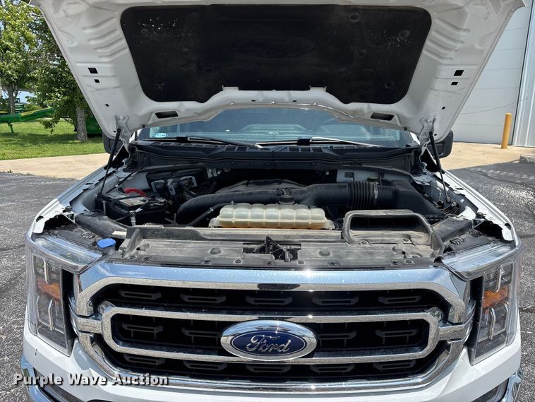 image for item FG0459 2021 Ford F150 Crew Cab pickup truck