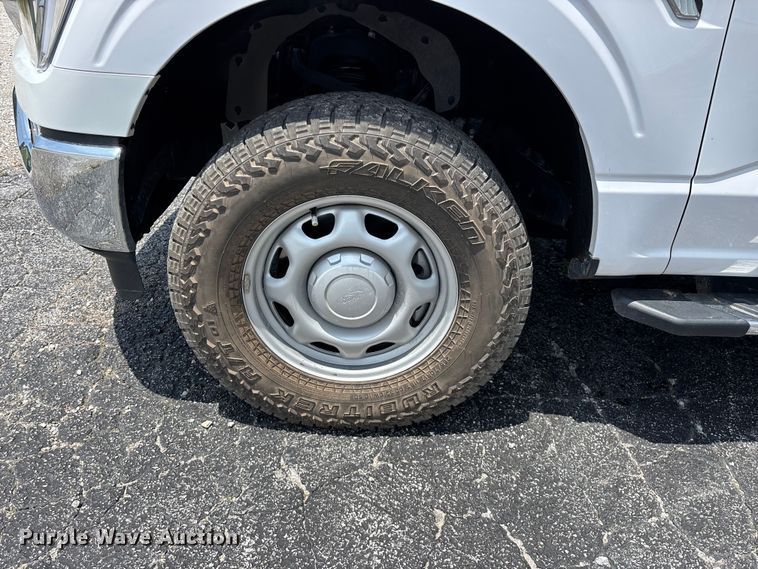 image for item FG0459 2021 Ford F150 Crew Cab pickup truck