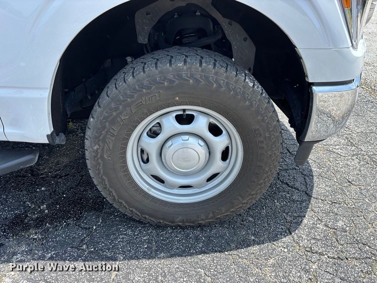 image for item FG0459 2021 Ford F150 Crew Cab pickup truck