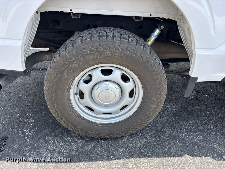 image for item FG0459 2021 Ford F150 Crew Cab pickup truck