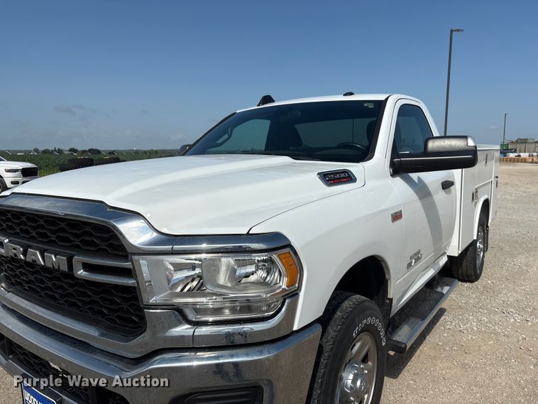 image for item FG2819 2021 RAM 2500 utility bed pickup truck