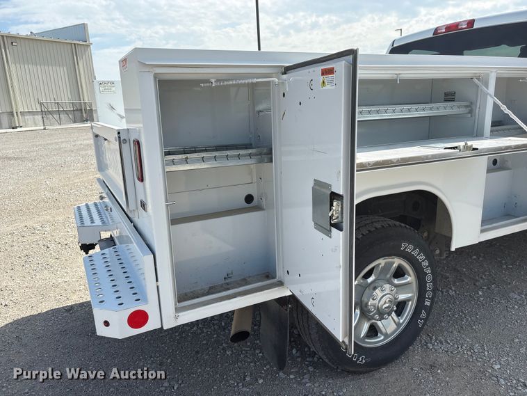 image for item FG2819 2021 RAM 2500 utility bed pickup truck