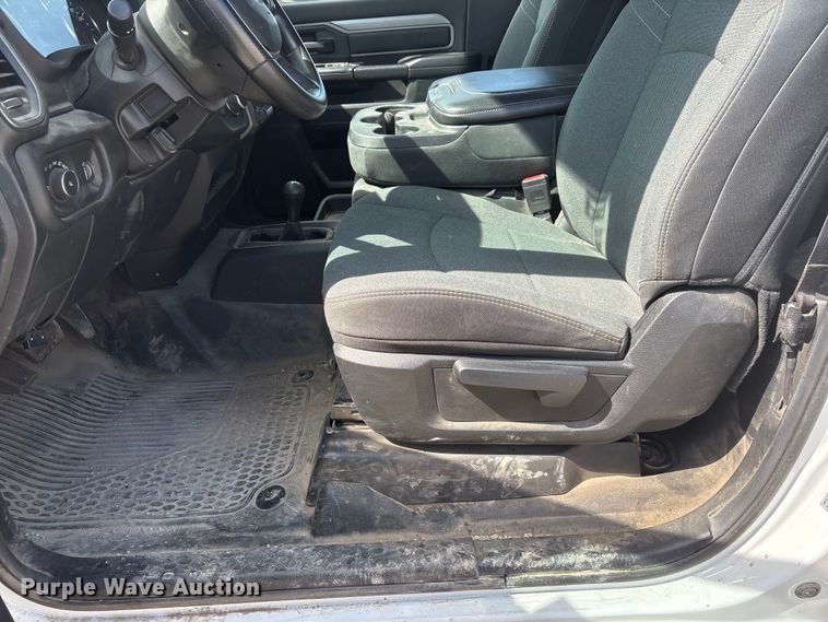 image for item FG2819 2021 RAM 2500 utility bed pickup truck