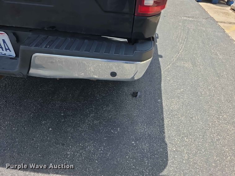 image for item FH6190 2018 Ford F150 Lariat Crew Cab pickup truck