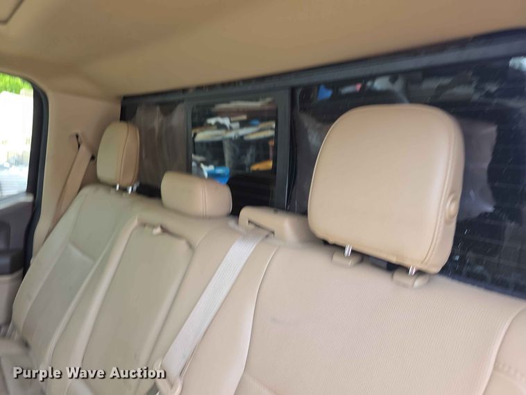 image for item FH6190 2018 Ford F150 Lariat Crew Cab pickup truck