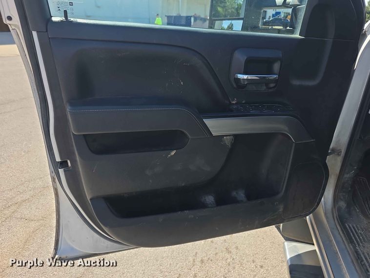 image for item FH6196 2015 Chevrolet Silverado 2500HD Ext. Cab pickup truck
