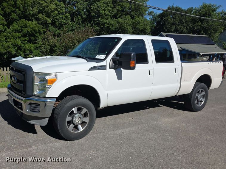 image for item FH6197 2013 Ford F250 Super Duty XL Crew Cab pickup truck