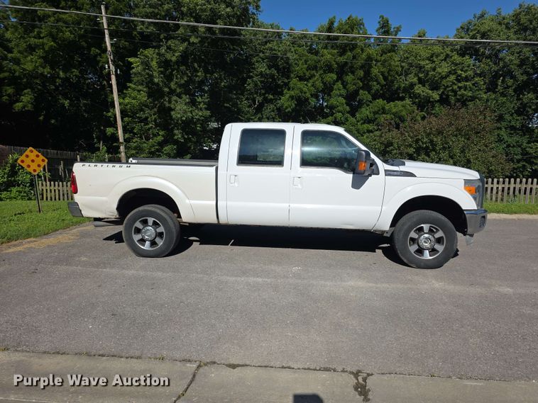 image for item FH6197 2013 Ford F250 Super Duty XL Crew Cab pickup truck