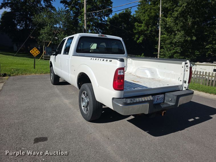 image for item FH6197 2013 Ford F250 Super Duty XL Crew Cab pickup truck