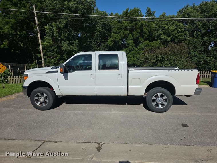 image for item FH6197 2013 Ford F250 Super Duty XL Crew Cab pickup truck