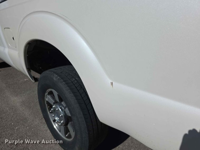 image for item FH6197 2013 Ford F250 Super Duty XL Crew Cab pickup truck