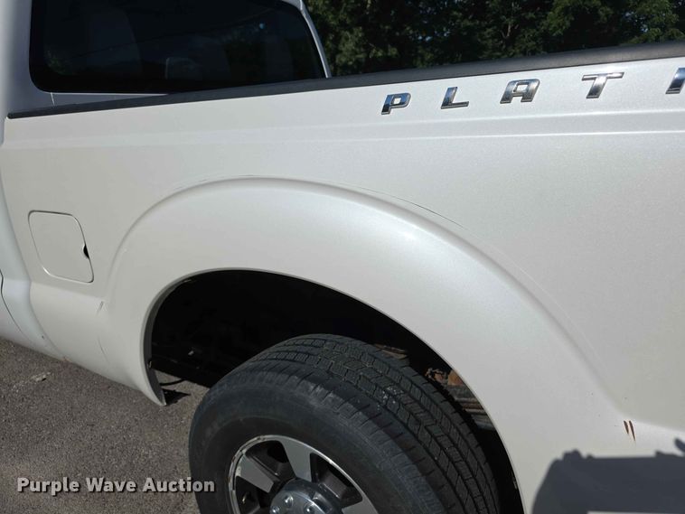 image for item FH6197 2013 Ford F250 Super Duty XL Crew Cab pickup truck