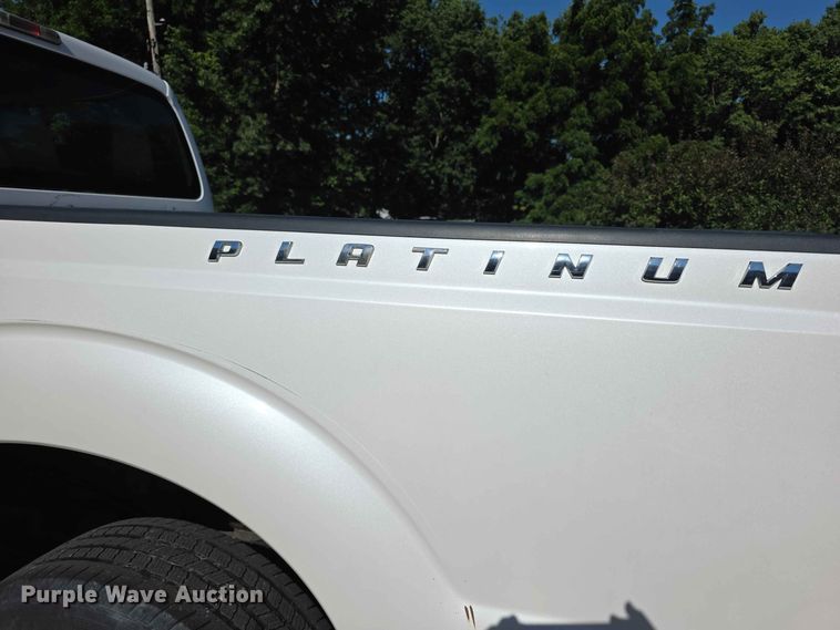 image for item FH6197 2013 Ford F250 Super Duty XL Crew Cab pickup truck