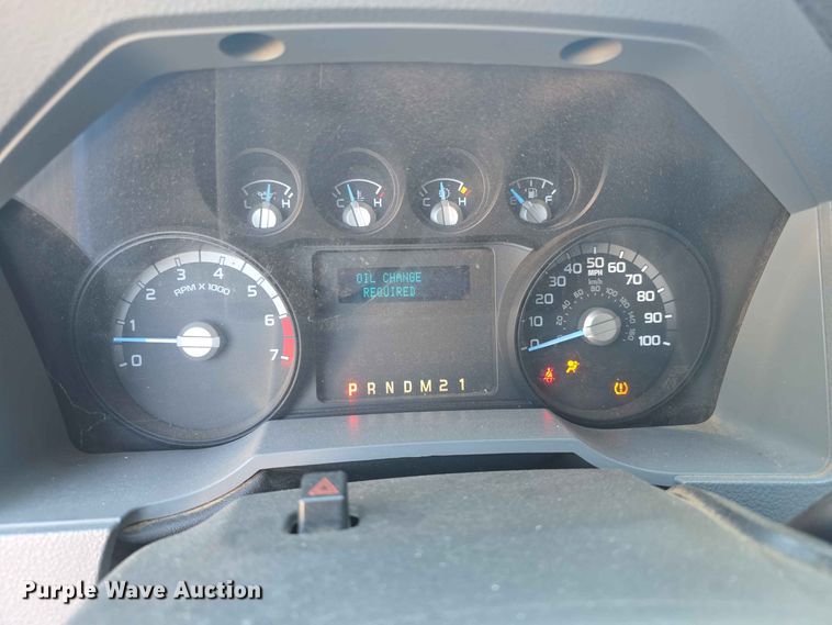 image for item FH6197 2013 Ford F250 Super Duty XL Crew Cab pickup truck