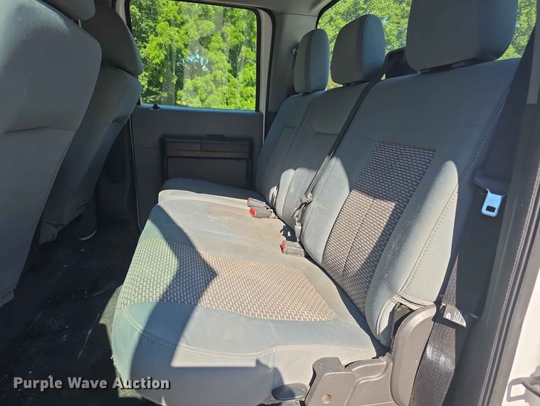 image for item FH6197 2013 Ford F250 Super Duty XL Crew Cab pickup truck