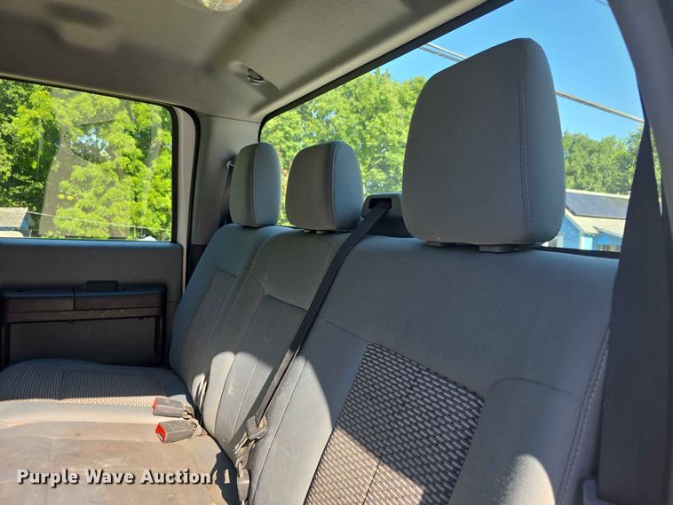 image for item FH6197 2013 Ford F250 Super Duty XL Crew Cab pickup truck