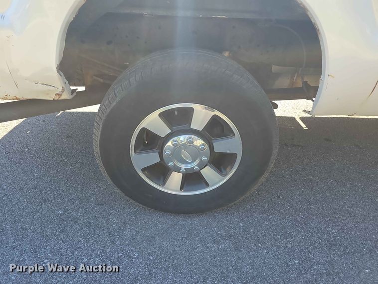 image for item FH6197 2013 Ford F250 Super Duty XL Crew Cab pickup truck