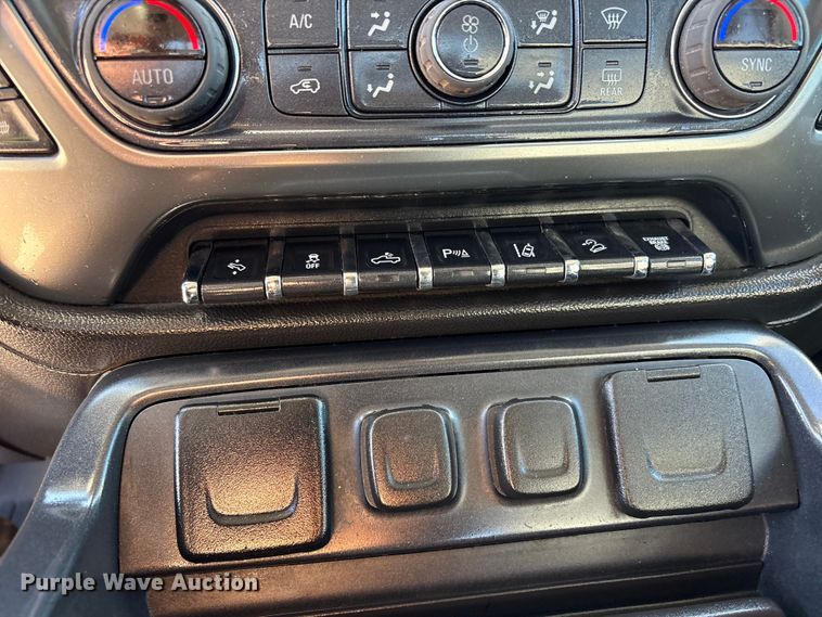 image for item FI0169 2019 Chevrolet Silverado 2500 Z71 LTZ Crew Cab pickup truck