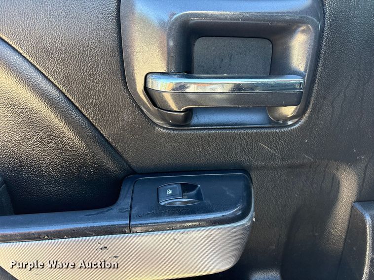 image for item FI0169 2019 Chevrolet Silverado 2500 Z71 LTZ Crew Cab pickup truck